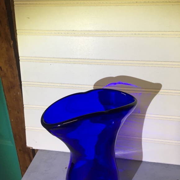 Vase - Picture 3 of 3